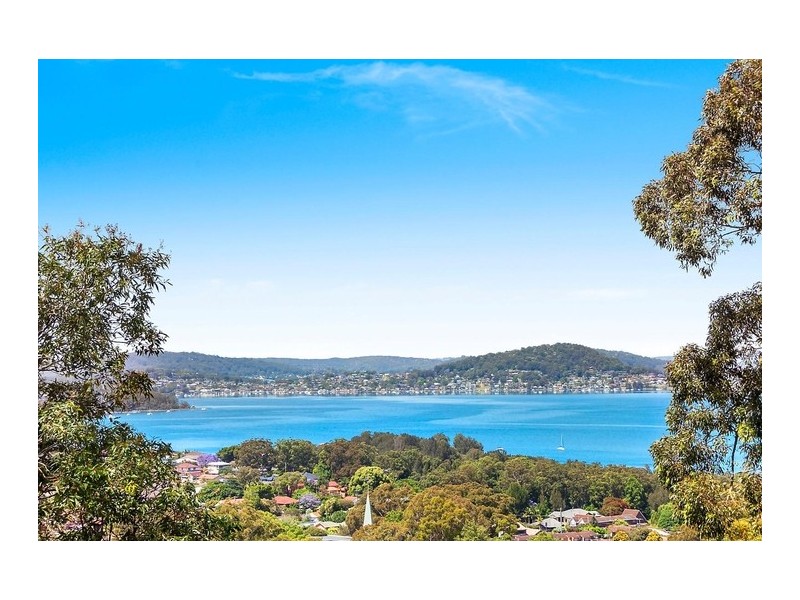 35 Bay View Avenue, East Gosford NSW 2250