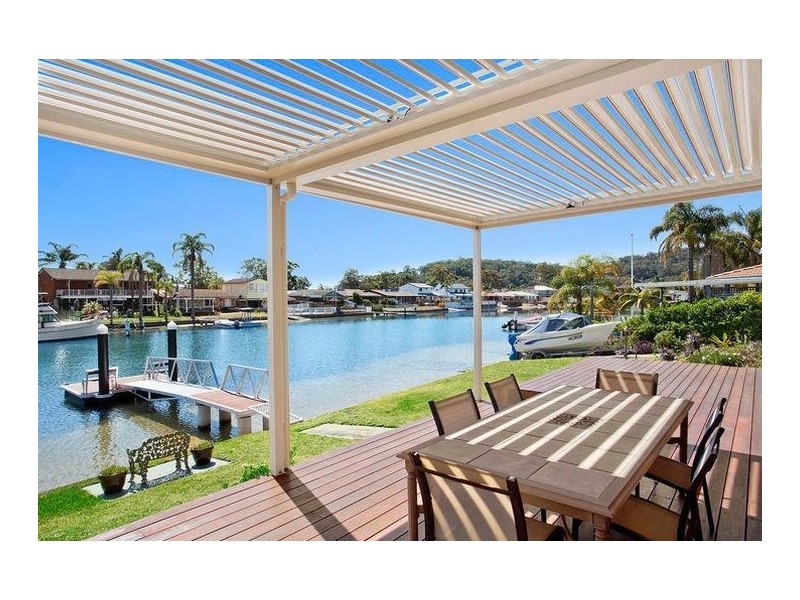 13 Heron Place, St Huberts Island NSW 2257