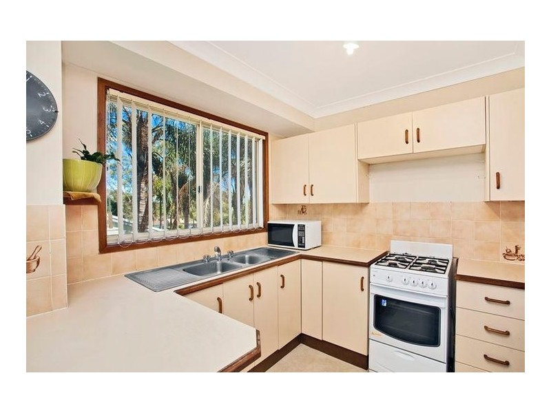 1 Whitehead Close, Kariong NSW 2250