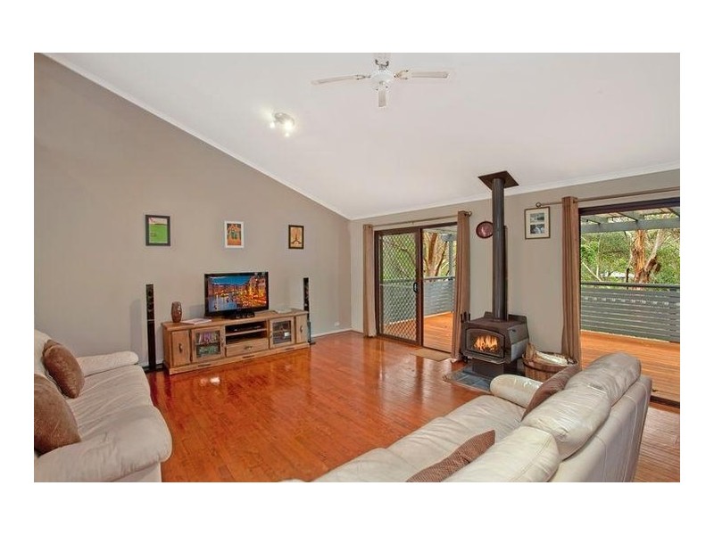15 Derwyn Close, North Gosford NSW 2250