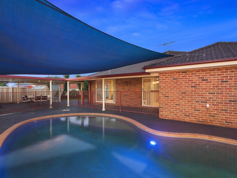 27 Foxtail Crescent, Woongarrah NSW 2259