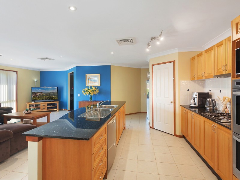 27 Foxtail Crescent, Woongarrah NSW 2259