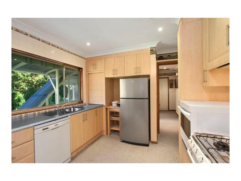 11 Lemon Tree Street, Wyoming NSW 2250