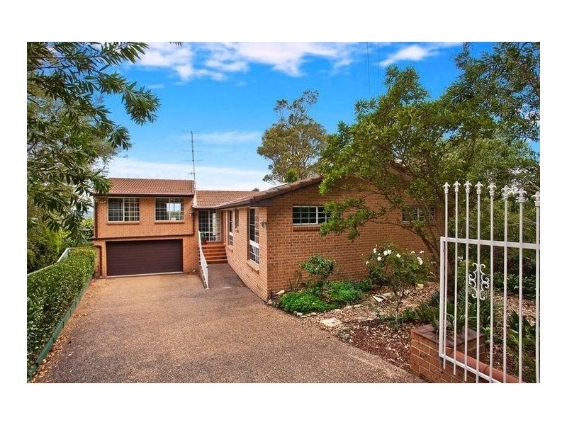 5 Page Close, Wyong NSW 2259