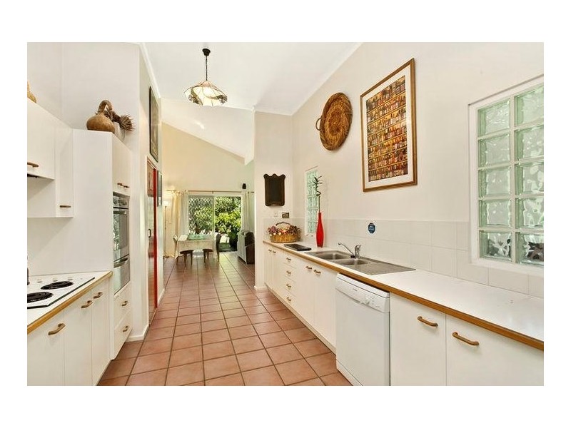 100 Blackbutt Street, Wyoming NSW 2250