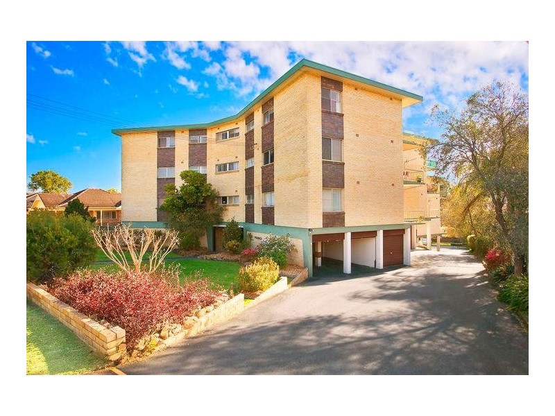 17/138 Albany Street, Point Frederick NSW 2250