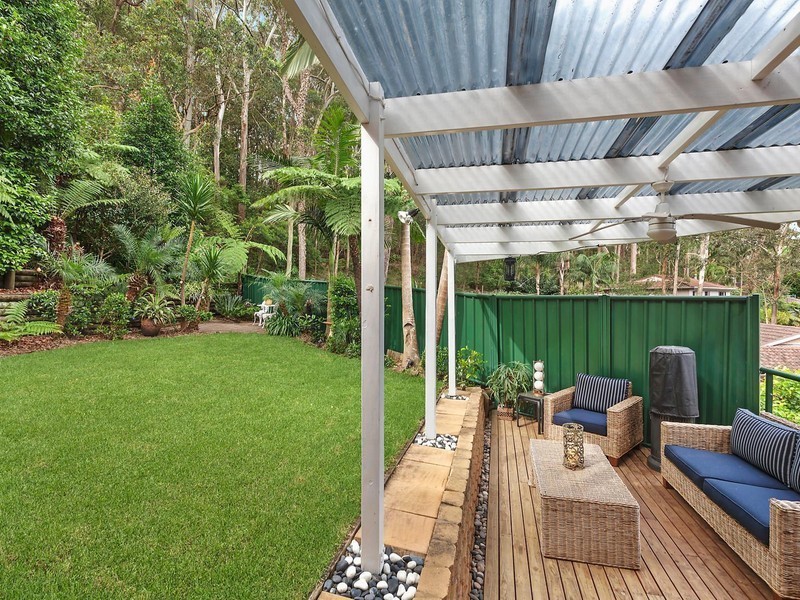 5 Christopher Close, Wyoming NSW 2250