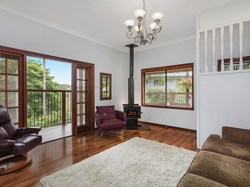 5 Christopher Close, Wyoming NSW 2250