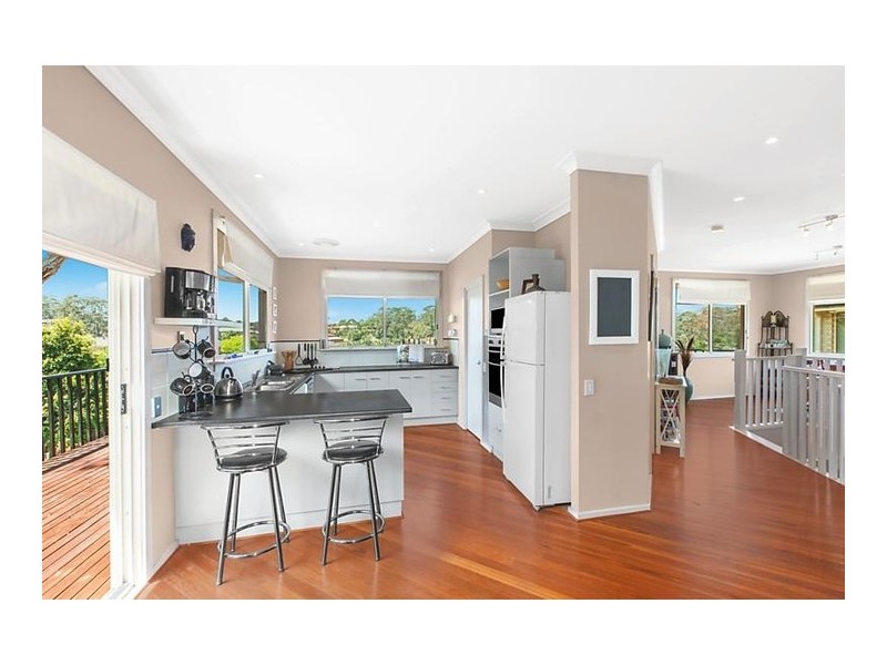 3 Stewart Brougham Close, Lisarow NSW 2250