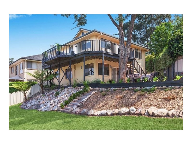 3 Stewart Brougham Close, Lisarow NSW 2250