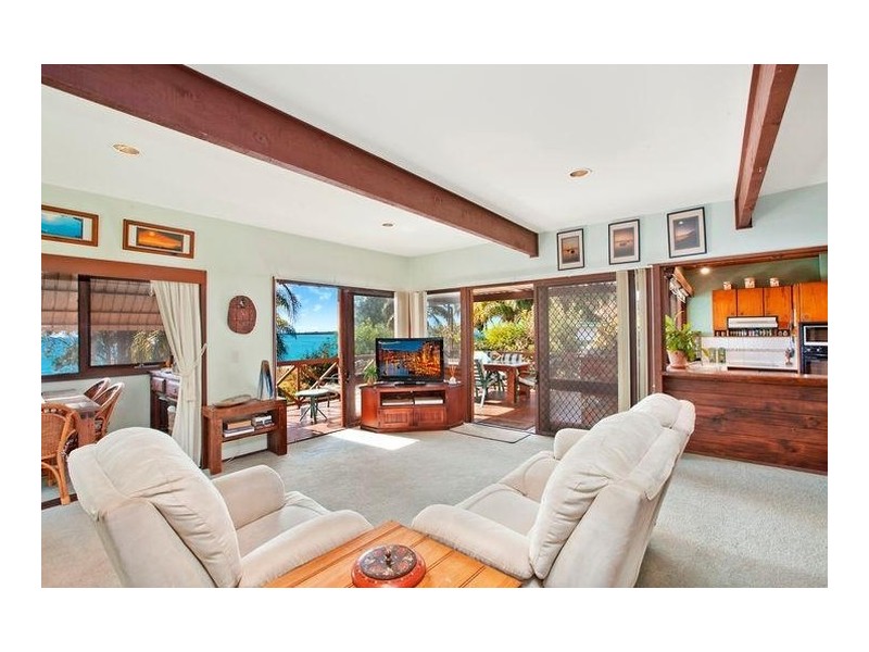 7 Trelawney Street, Killarney Vale NSW 2261
