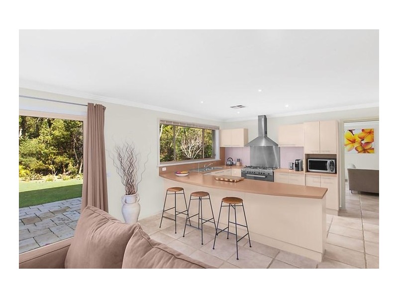 10 Bellbower Close, Green Point NSW 2251