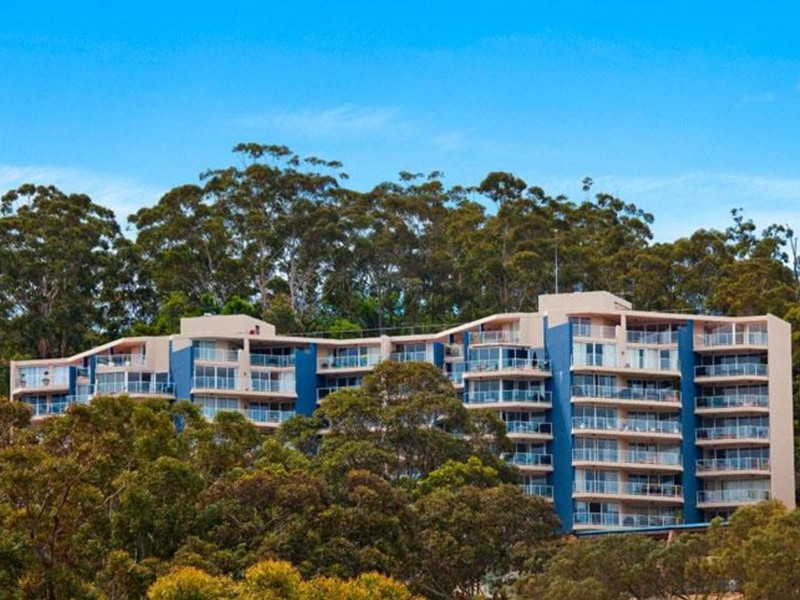 407/97 John Whiteway Drive, Gosford NSW 2250
