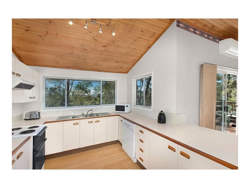 33 Alison Road, Springfield NSW 2250