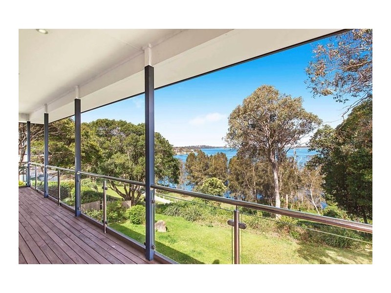 82 Buff Point Avenue, Buff Point NSW 2262