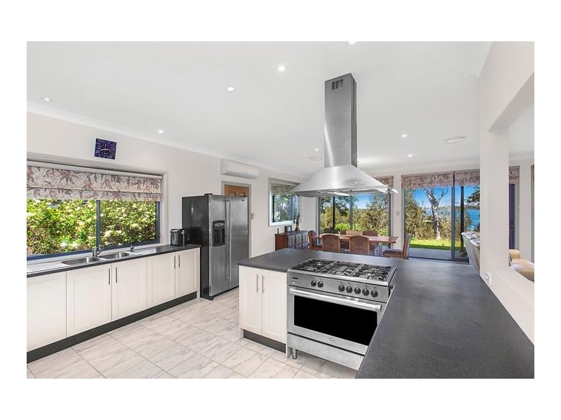82 Buff Point Avenue, Buff Point NSW 2262