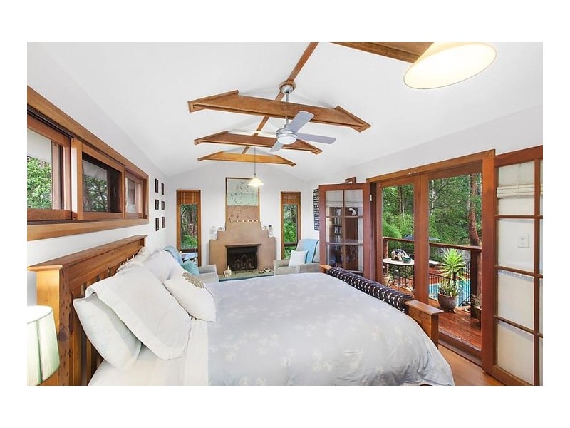 15 Eagle Close, Lisarow NSW 2250