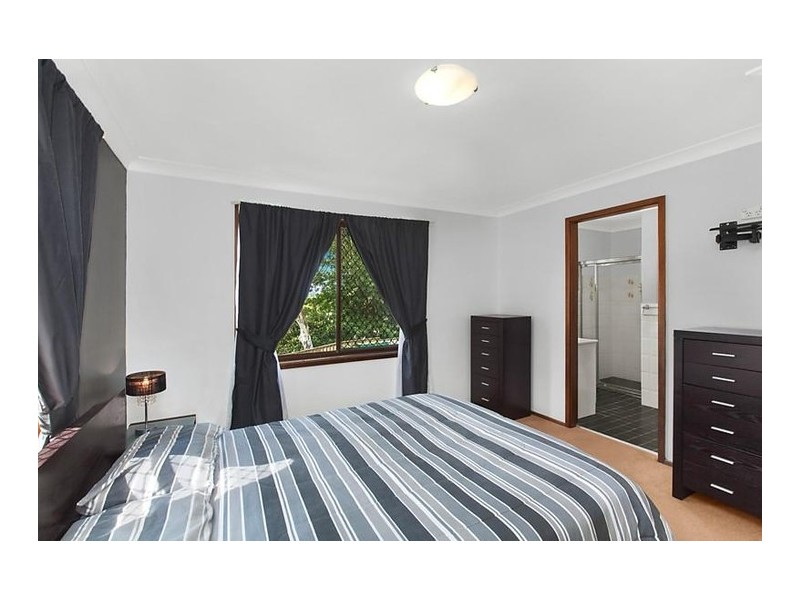 63 Crawford Crescent, Wyoming NSW 2250