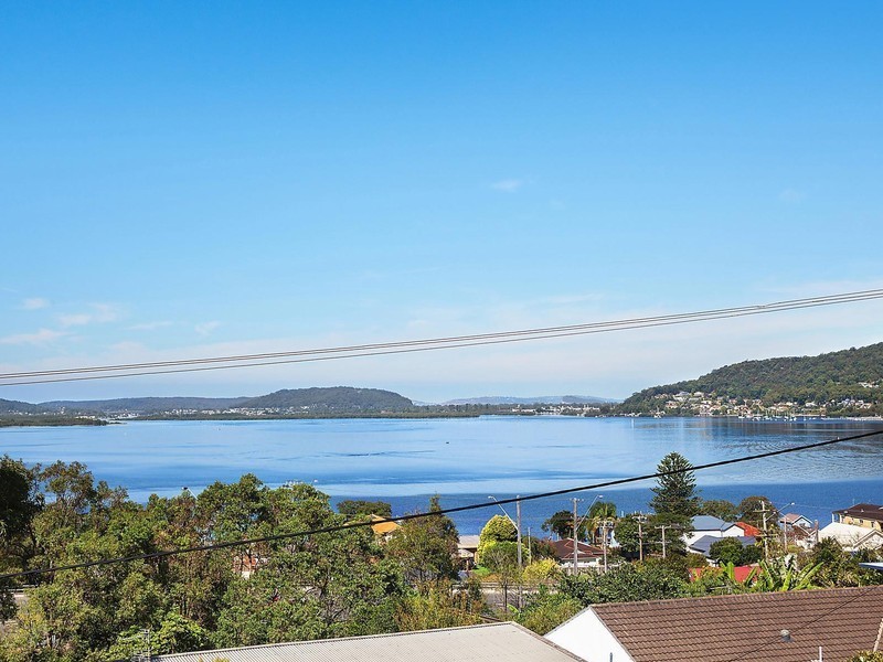 438 Glenrock Parade, Point Clare NSW 2250