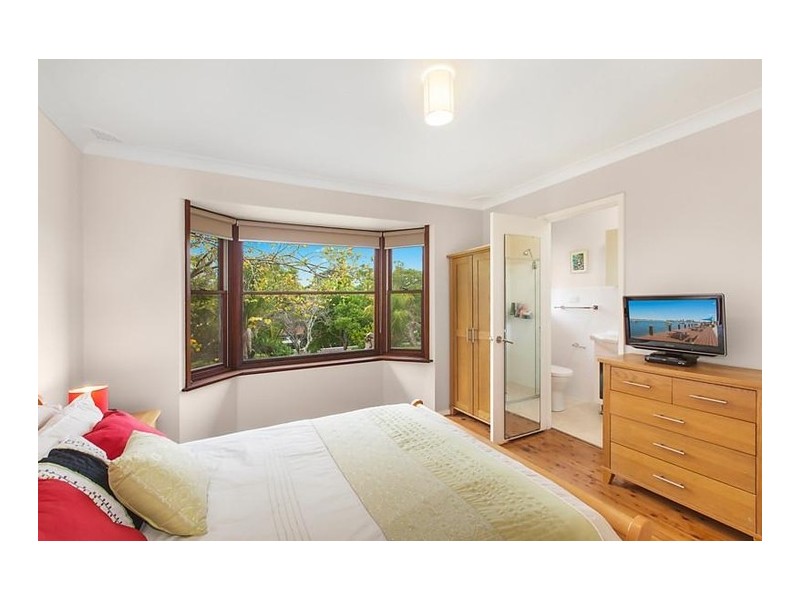 11A Margaret Street, Point Clare NSW 2250