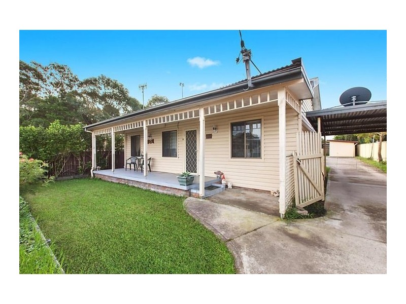 29 Colleen Street, Berkeley Vale NSW 2261
