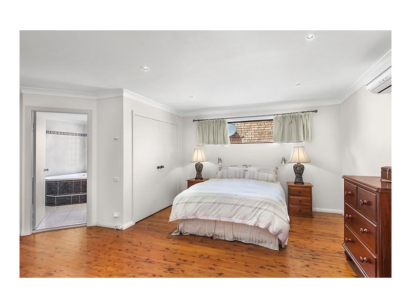 18 Darryl Road, Wyoming NSW 2250