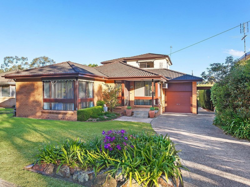 32 Walker Road, Wyoming NSW 2250