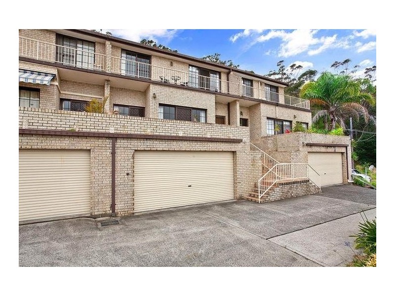 2/1 Joseph Lloyd Close, Gosford NSW 2250