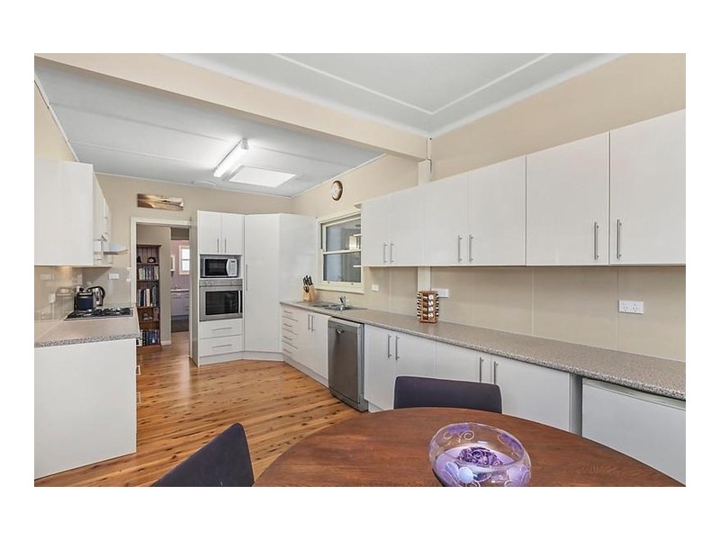 643 Pacific Highway, Wyoming NSW 2250