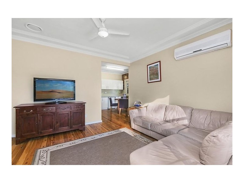 643 Pacific Highway, Wyoming NSW 2250