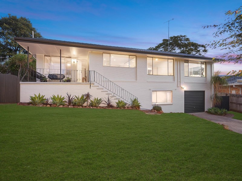 7 The Grove, Wyoming NSW 2250