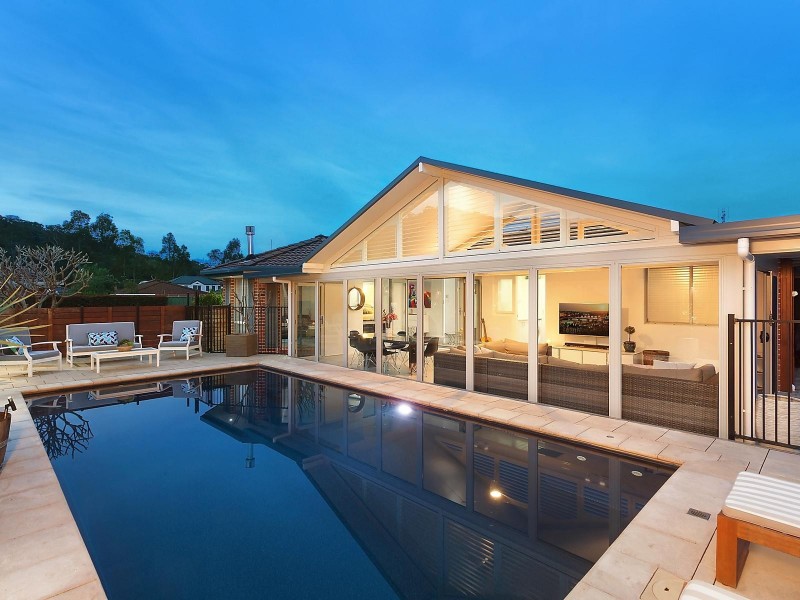 3 John Howe Place, Point Clare NSW 2250