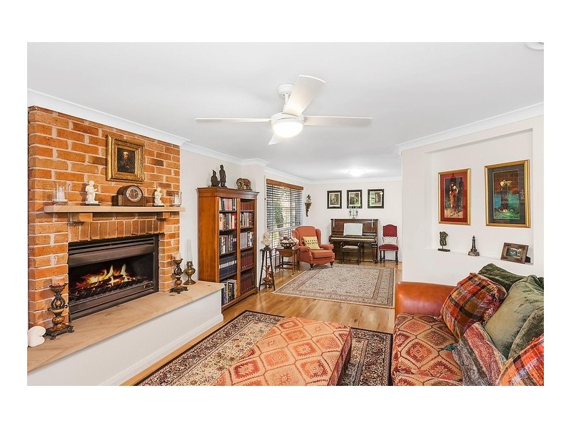 5 Old Farm Place, Ourimbah NSW 2258