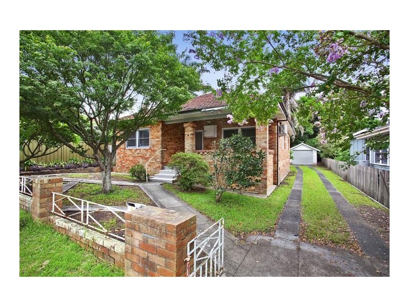 7 Auburn Street, Point Frederick NSW 2250