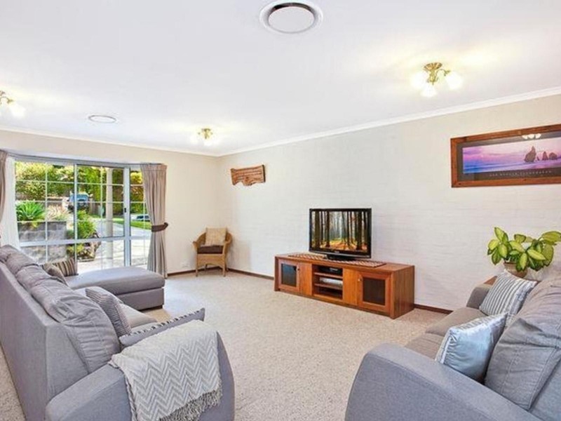 18 Stachon Street, North Gosford NSW 2250