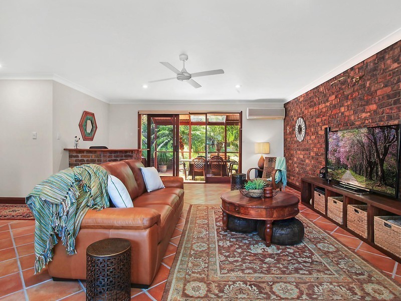 21 Beveridge Drive, Green Point NSW 2251