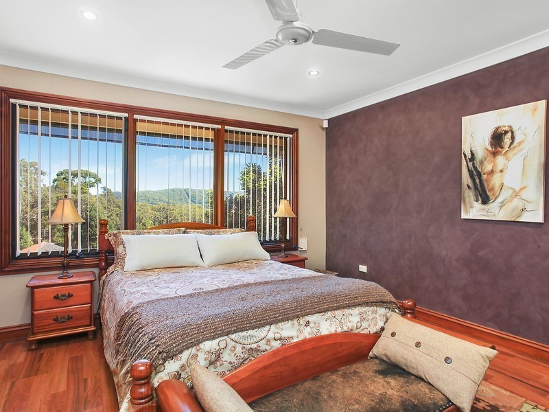 21 Beveridge Drive, Green Point NSW 2251