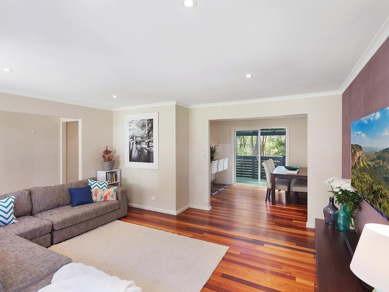 17 Mindaree Avenue, Wyoming NSW 2250