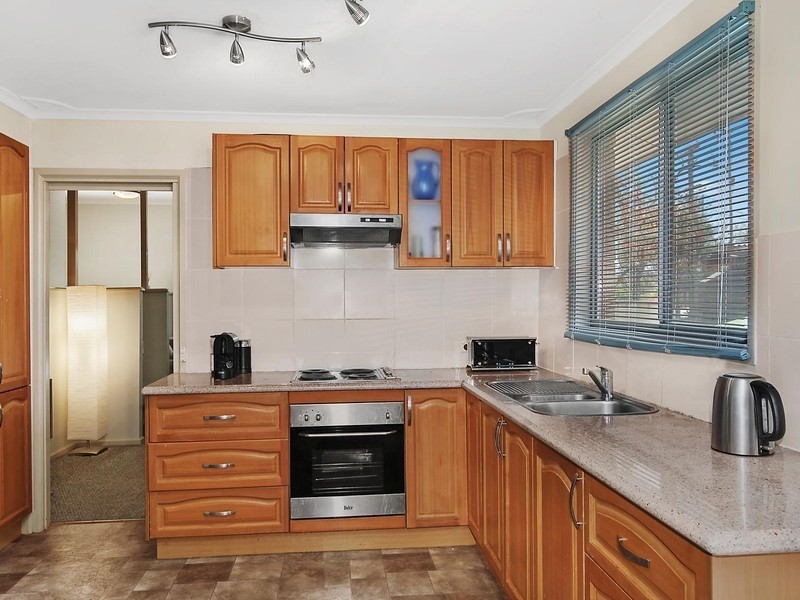 25 Beaumont Avenue, Wyoming NSW 2250