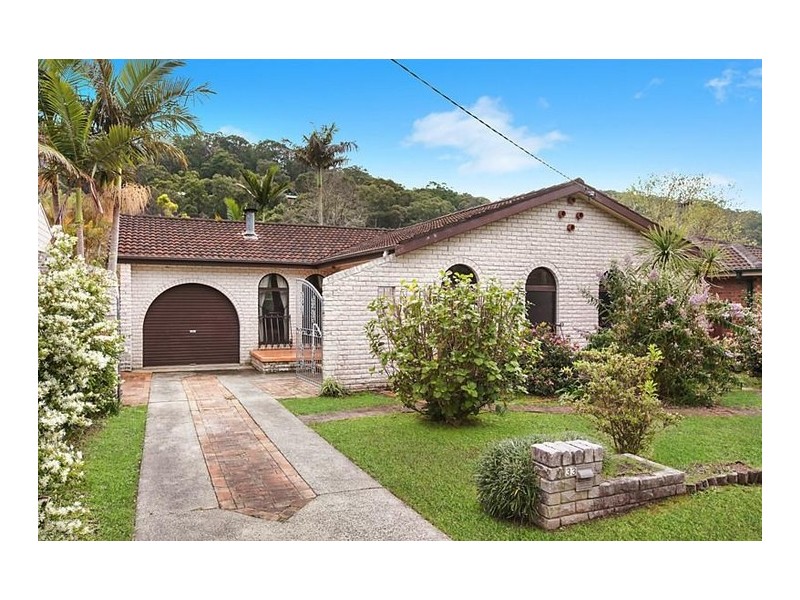 33 Blue Waters Parade, Tascott NSW 2250