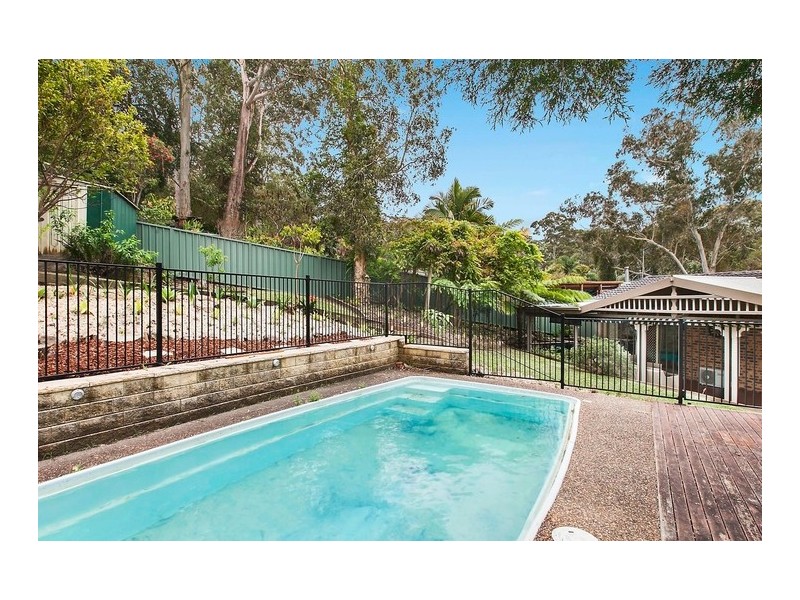 27 Elissa Crescent, Wyoming NSW 2250