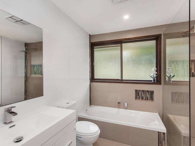 4 Gregory Street, Wyoming NSW 2250