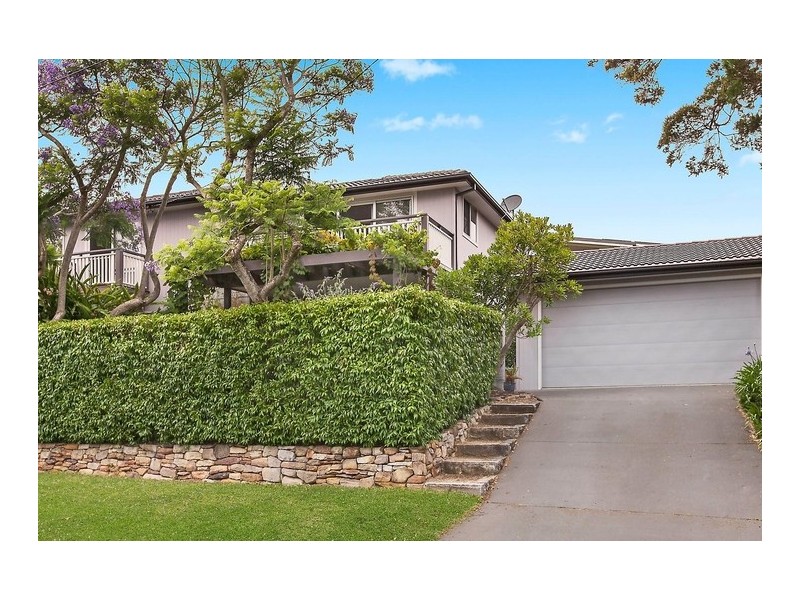 12 Bayside Drive, Green Point NSW 2251