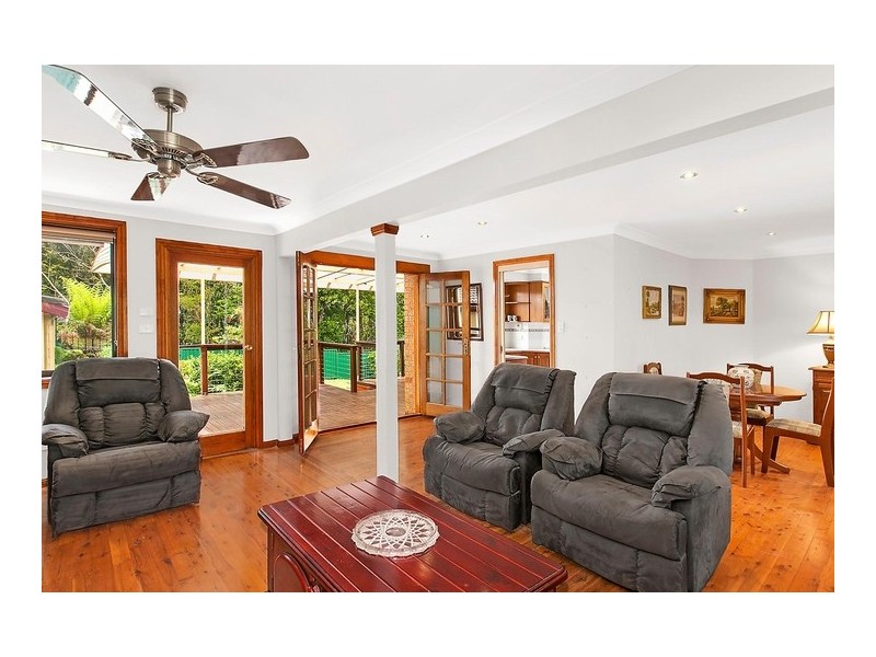 10 Elkhorn Close, Wyoming NSW 2250