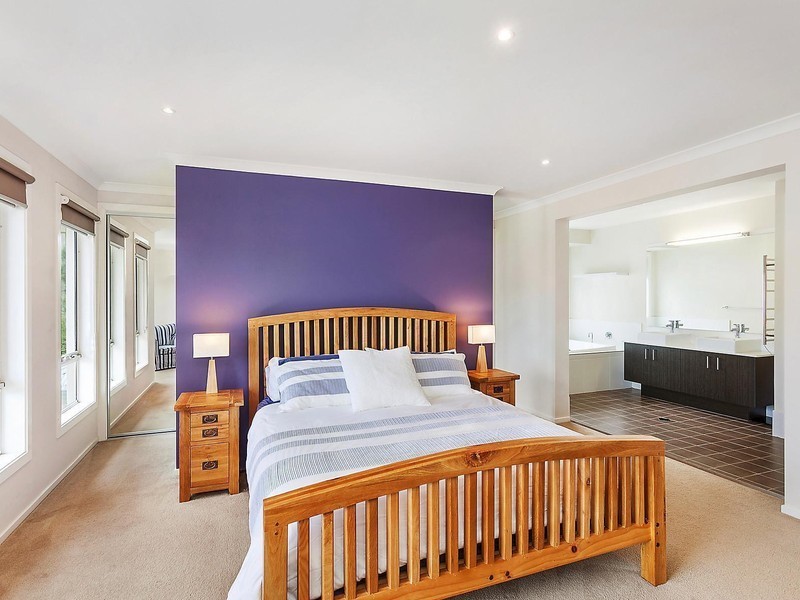 33 Monarchy Way, Narara NSW 2250