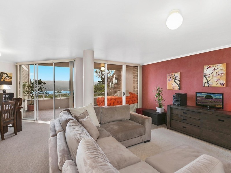 6/91 John Whiteway Drive, Gosford NSW 2250
