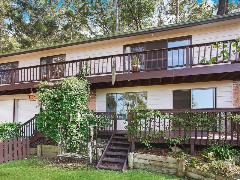 5 Dana Close, Wyoming NSW 2250