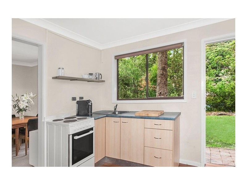 21 Melaleuca Crescent, Tascott NSW 2250