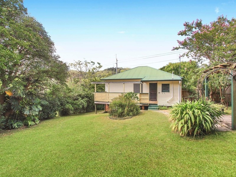 50 Dwyer Street, North Gosford NSW 2250