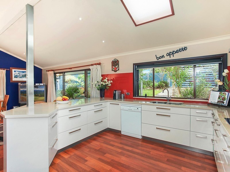 50 Berrys Head Road, Wyoming NSW 2250